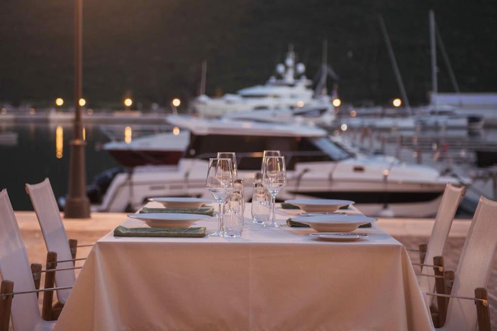Acacia Hill Apartments Herceg Novi Dış mekan fotoğraf