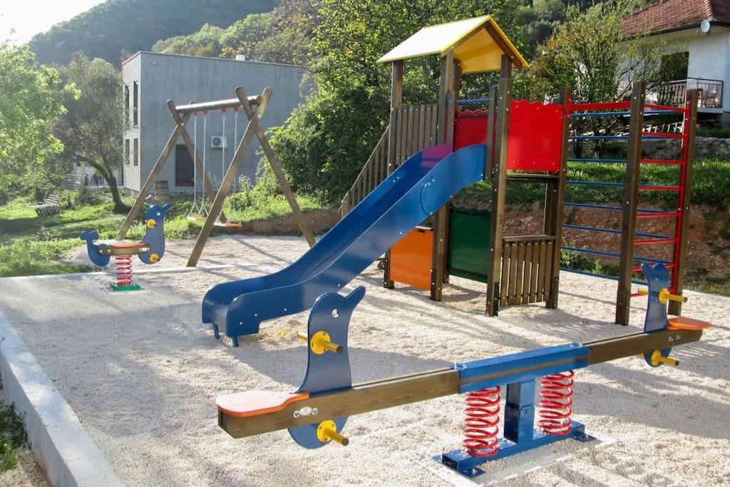 Acacia Hill Apartments Herceg Novi Dış mekan fotoğraf